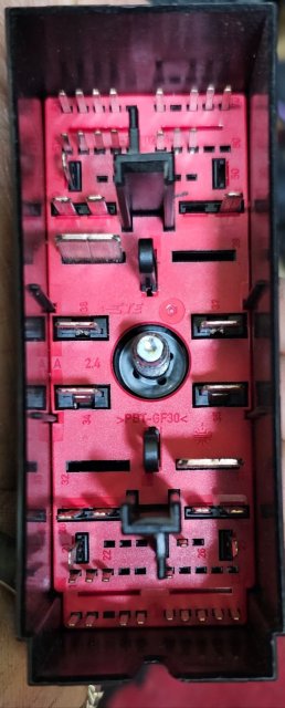 ford fiesta 2013~01~01~01.jpg