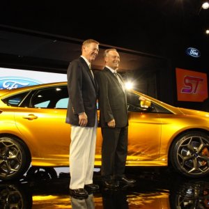 005-2012-ford-focus-st-debut.jpg