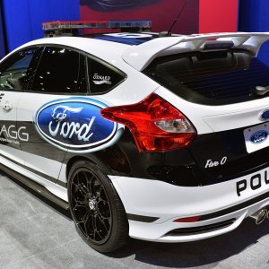 15-ford-focus-st-sema-2013-1.jpg