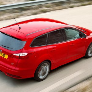 ford-Focus-ST-Wagon-rear-view.jpg